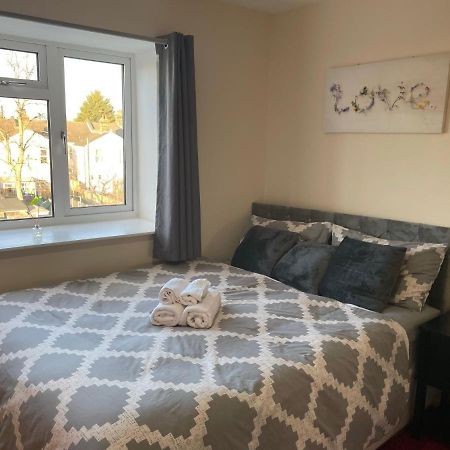 Nnk Air Bnb Enfield Exterior photo